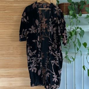 Dress Forum Velvet Robe Size Small